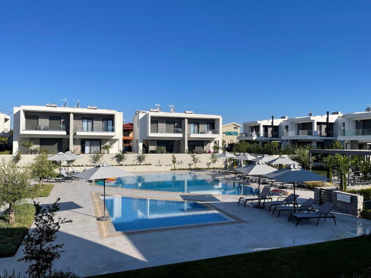 Callisto Luxury Suite Nikiti  Exterior foto